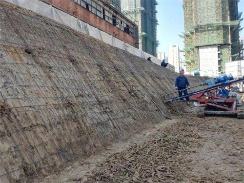 巴林左建筑边坡支护